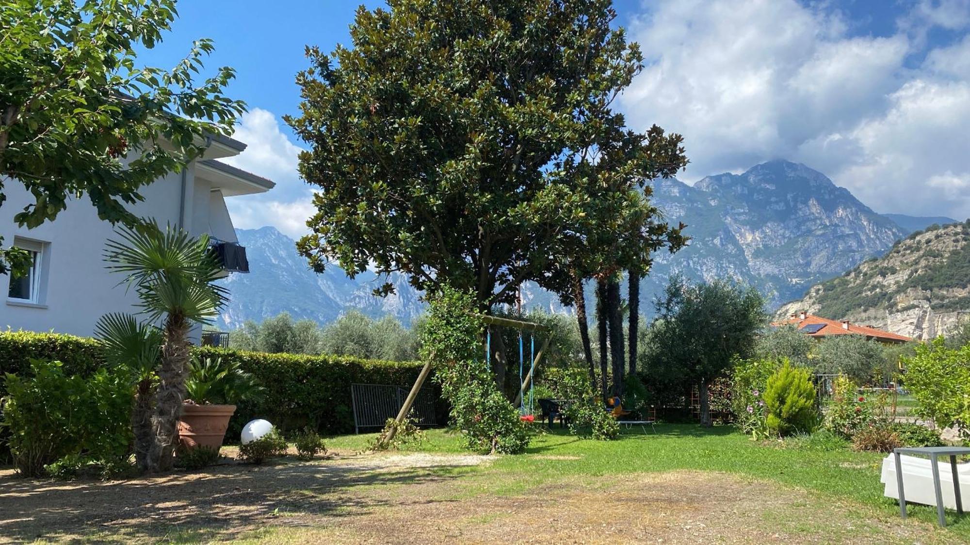 Appartamenti Nataly Torbole Sul Garda Екстериор снимка